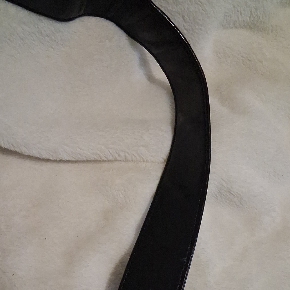 Michael Kors Black Crossbody Bag with Gold Accents - Picture 6 of 9